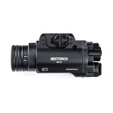 Linterna Táctica Nextorch 1300 Lúmenes vista lateral con marca y modelo